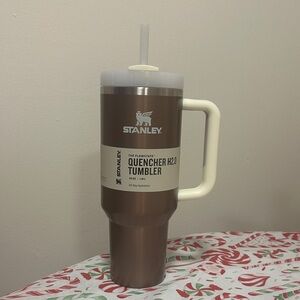 Stanley Quencher H2.0 Tumbler Flow State - Rose Quartz Glow (Brand New in Box)